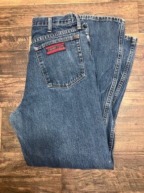 Men's Boot Cut Jeans in Classic Blue